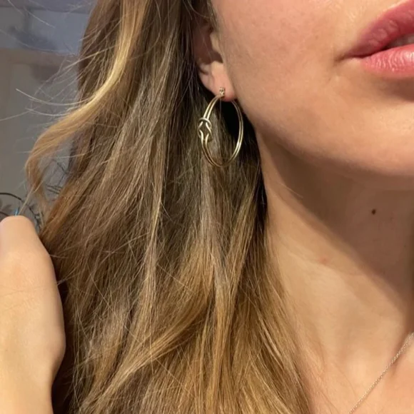 Vintage double knot hoop earrings - Picture 2 of 3